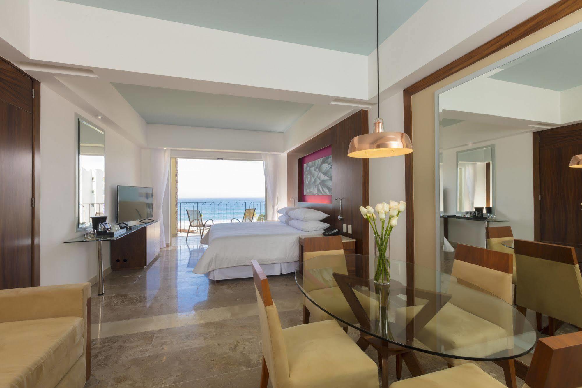 Belair Sunclub Cabos By Krystal Grand 4*
